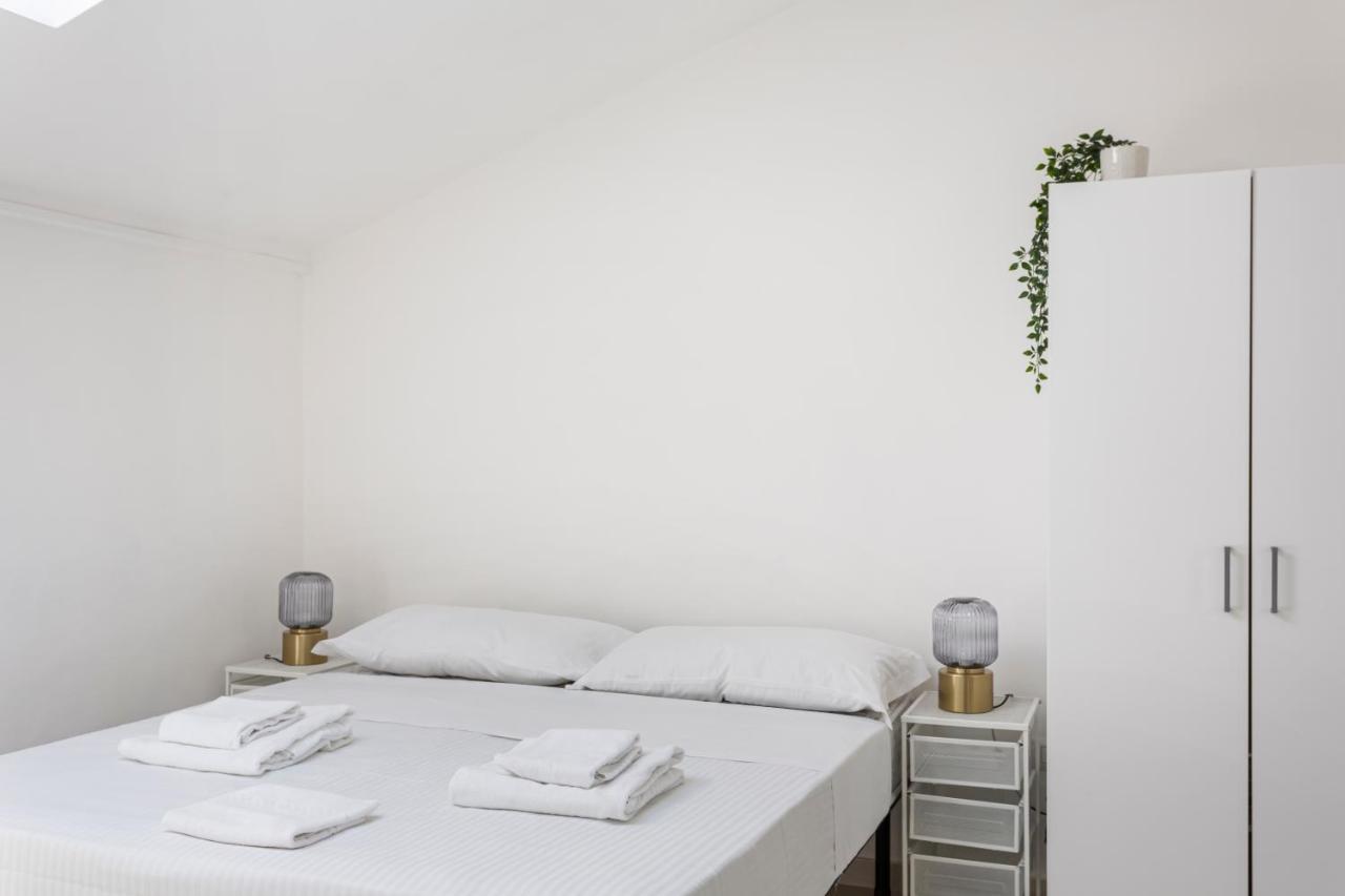 Studio Apt - Duomo 6 Διαμέρισμα Μιλάνο Εξωτερικό φωτογραφία